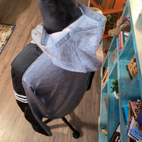 Somewhere in between… - Picture 4 of 5